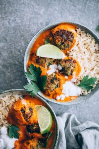 Vegan Lentil Meatballs in Spiced Pumpkin Tomato Sauce | The Awesome Green